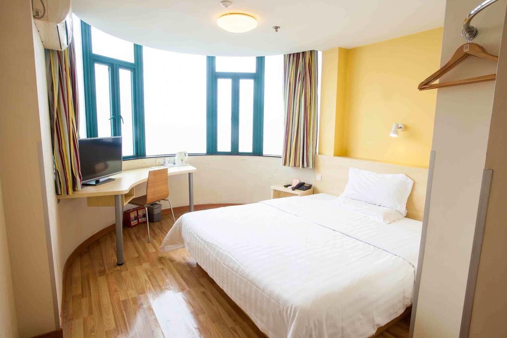 7Days Inn Luoyang Nanchang Road Wangfujing Экстерьер фото